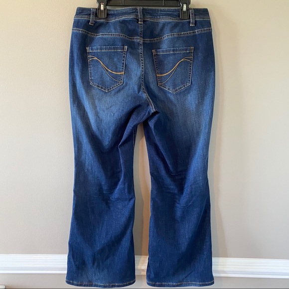 Lane Bryant Dark Wash Genius Fit Flare Jeans - Picture 5 of 8